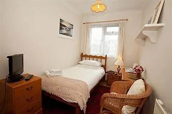 Rosa'S Bed And Breakfast CBG 4*,