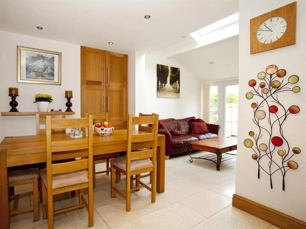 Bed & Breakfast Rosa'S Bed And Breakfast Cambridge